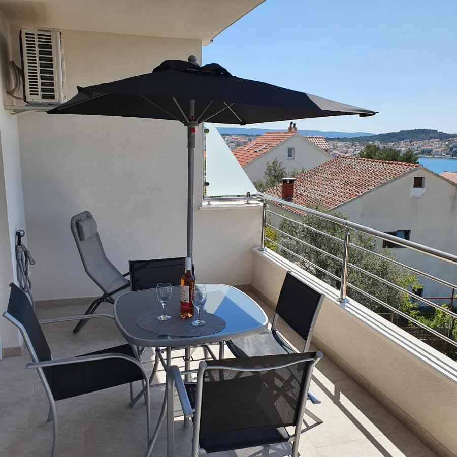 Villa Botic Trogir Exterior photo